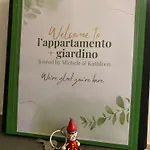 L'appartamentino, *